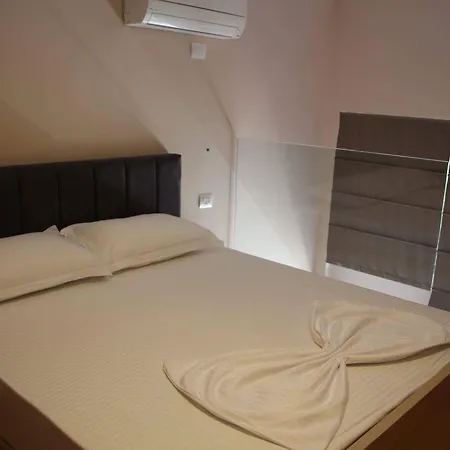 Pampas Duplex Hotel *